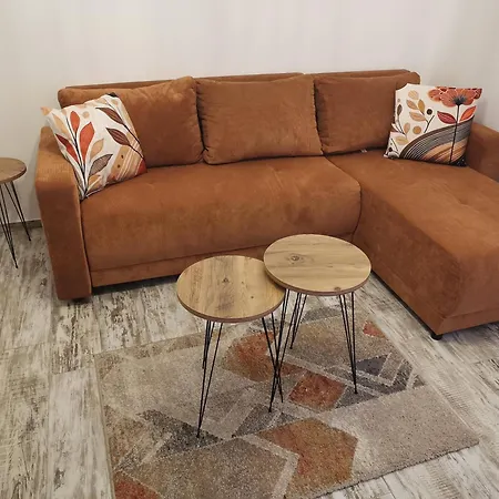 Leona C0 - Moderan Blizu Staze شقة *