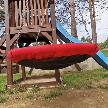 Leona C0 - Moderan Blizu Staze *