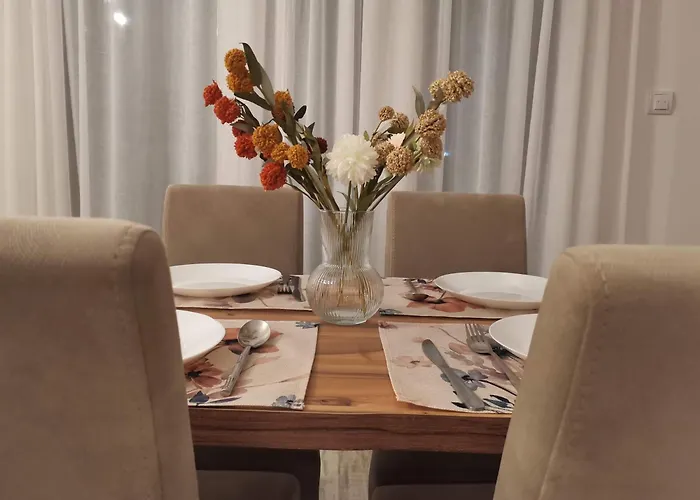 Leona C0 - Moderan Blizu Staze Apartament *