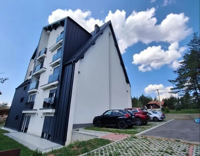 Leona C0 - Moderan Blizu Staze * Divčibare